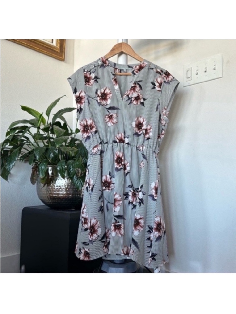 Sweet Rain Floral Striped Mini Dress Sz XL V neck Summer